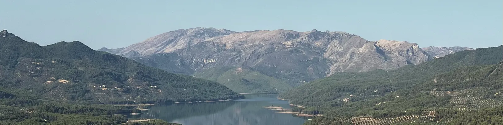 Sierra de Segura y el embalse